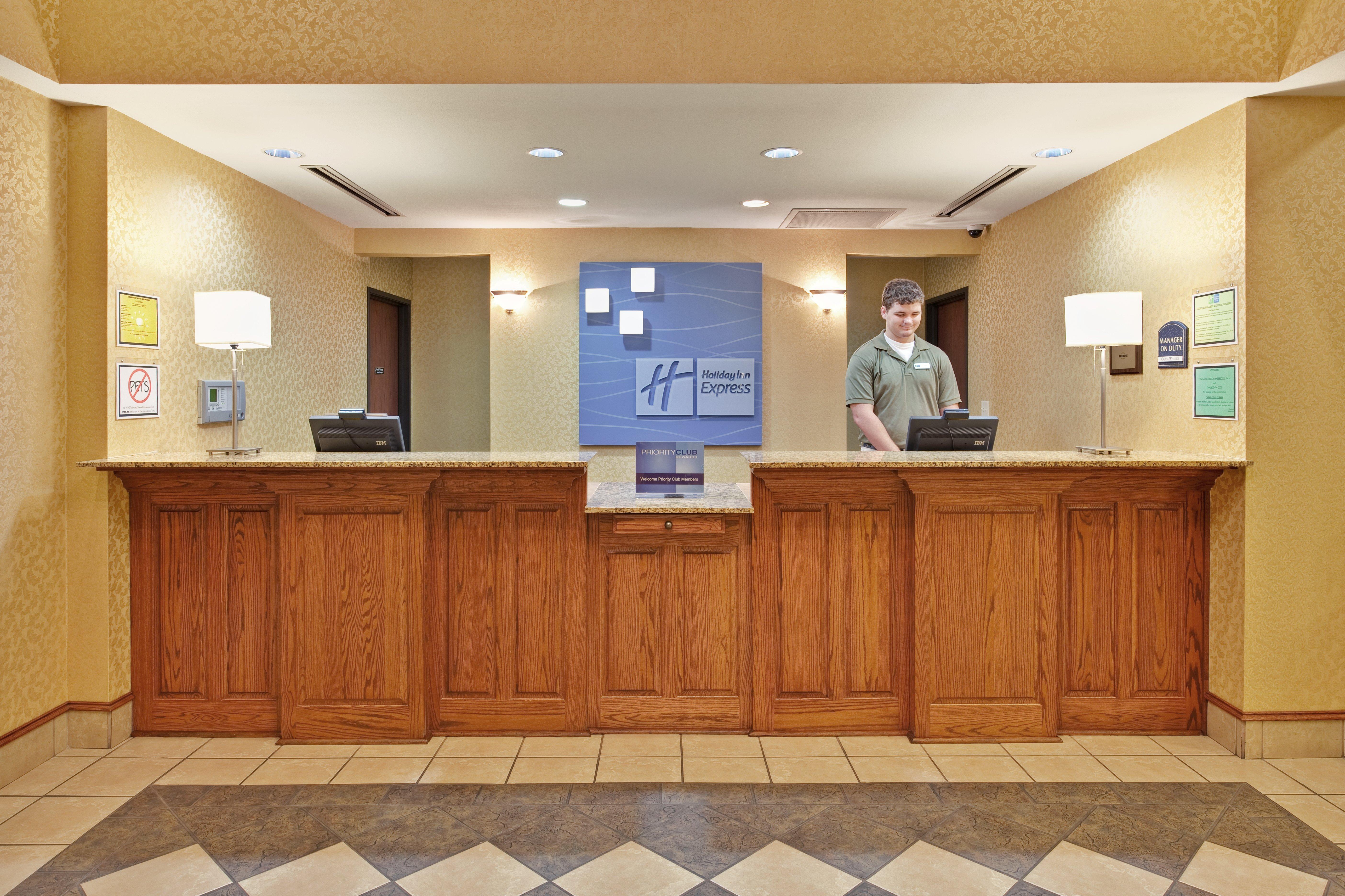 Holiday Inn Express Hotel & Suites Paragould By Ihg Exterior foto