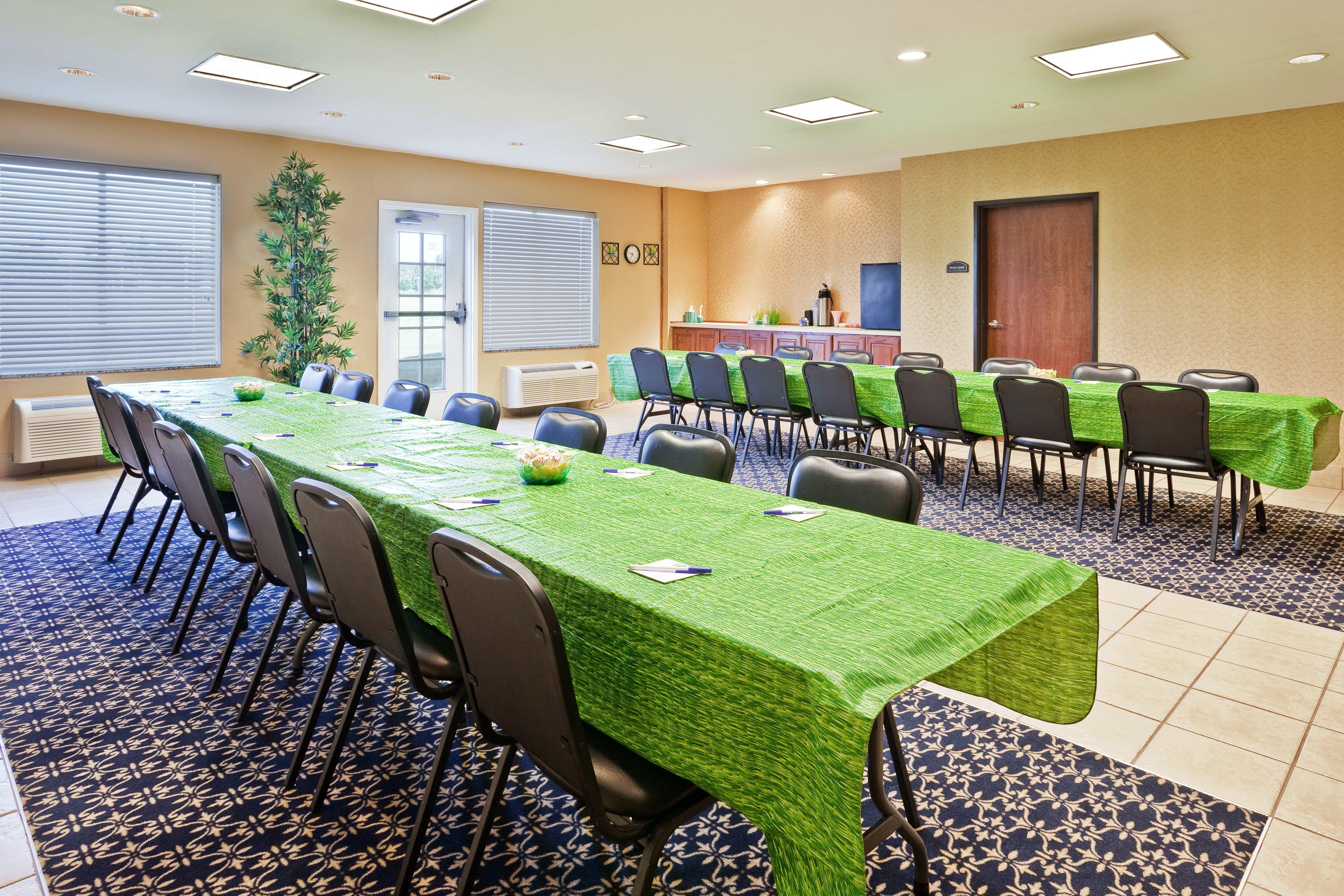 Holiday Inn Express Hotel & Suites Paragould By Ihg Exterior foto